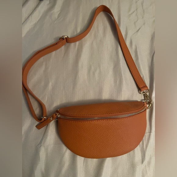 🍊Orange waist/ chest bag 😍 - Picture 4 of 4